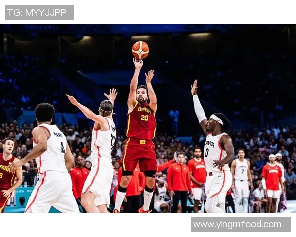 西班牙足球明星的辉煌历程与传奇瞬间回顾 西班牙足球明星的辉煌历程与传奇瞬间回顾