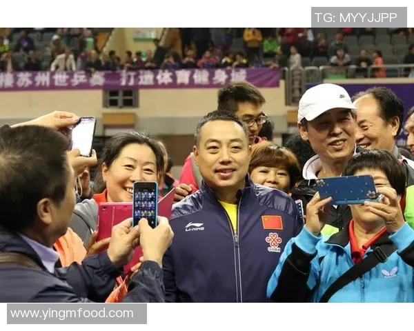 足球明星追星背后的故事与他们的偶像情结探讨 足球明星追星背后的故事与他们的偶像情结探讨